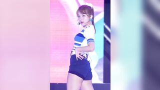 Kpop: Red Velvet - Seulgi's Jiggly Thighs #3