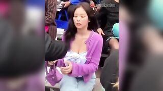 Kpop: Blackpink - Jennie cleavage #3