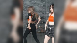 Kpop: TWICE - Sana, Dahyun, Tzuyu, Jihyo, Mina, Momo & Nayeon #4