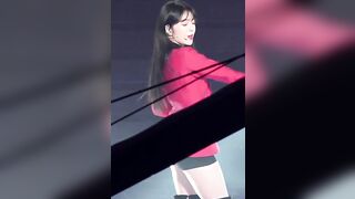 Kpop: Red Velvet - Irene's buttcheek #2