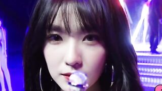 Kpop: Red Velvet - Irene looking at you for 30 seconds #2