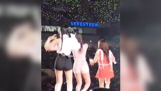 Kpop: Red Velvet - Irene & Seulgi back view #2