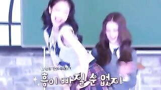 Kpop: JENNIE lap dance on JISOO #4