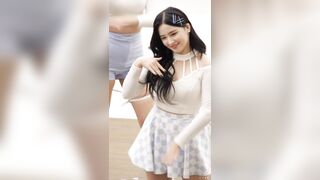 Kpop: Momoland - Bouncy Nancy #4