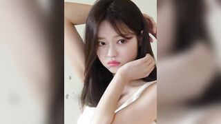 Kpop: OH MY GIRL YooA tight body with bra peek #4