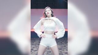 Kpop: ITZY - Ryujin #2