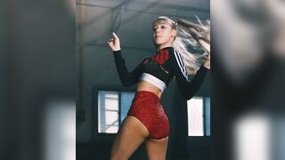 Lisa ass GIF blackpink 5 by danny642us