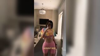 Kylie Jenner: Workout Mode #4