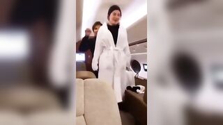 Twerking on a plane