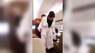 Kylie Jenner: Twerking on a plane #2