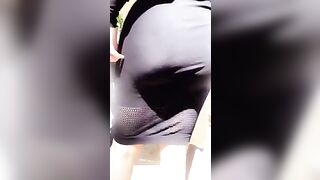 Kylie Jenner: TB to her bending over for the gram #4