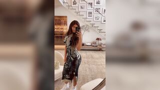 Kylie Jenner: so curvy #3