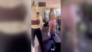 Kylie Jenner: Slow mo №6 #2