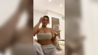 Kylie Jenner: Those Tits ♥️♥️ №2 #4