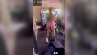 Kylie’s ass jiggling (motion tracked)