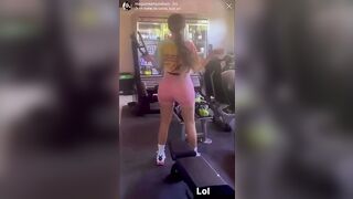 Kylie Jenner: Kylie’s ass jiggling (motion tracked) #3